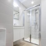 G Hotel - bathroom