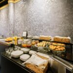Card Hotel - Buffet